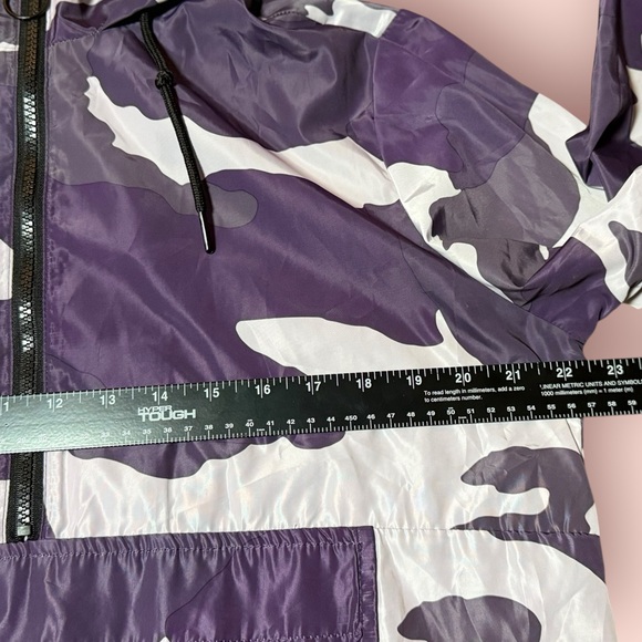 Wild Fable Women's Purple Camo Windbreaker Jacket Size M - Picture 5 of 7